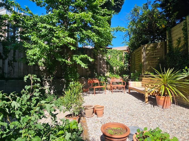 Uniek huis vlak bij het strand