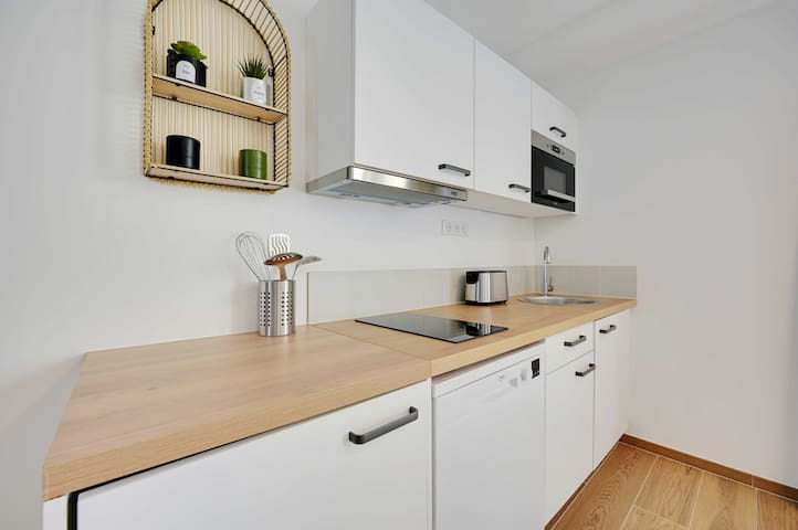 Résidence du Parc Vanves managed Airbnb listing 2