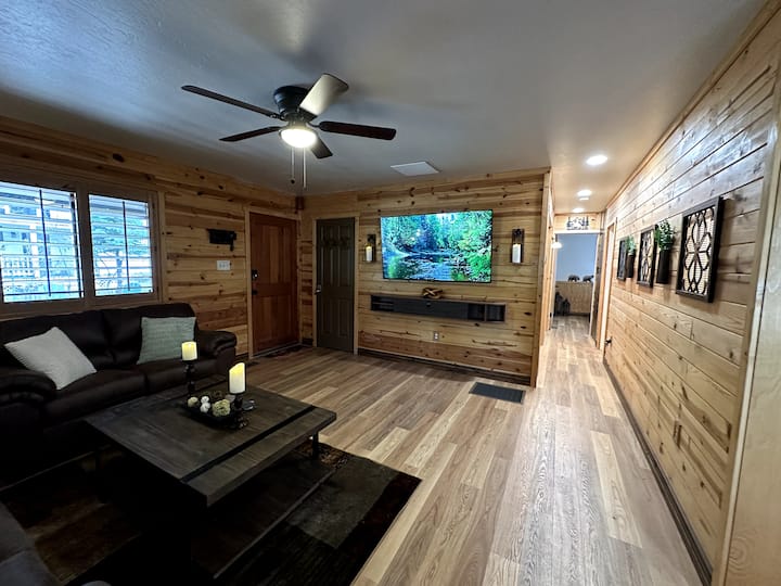 Once Upon A Creek: Cozy Cabin In The Pines W/patio - Christopher Creek, AZ