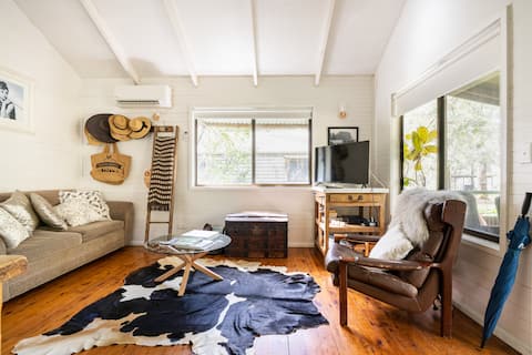 Top Airbnb: Breathe again retreat, cutenese entire cottage in Kangaroo Valley