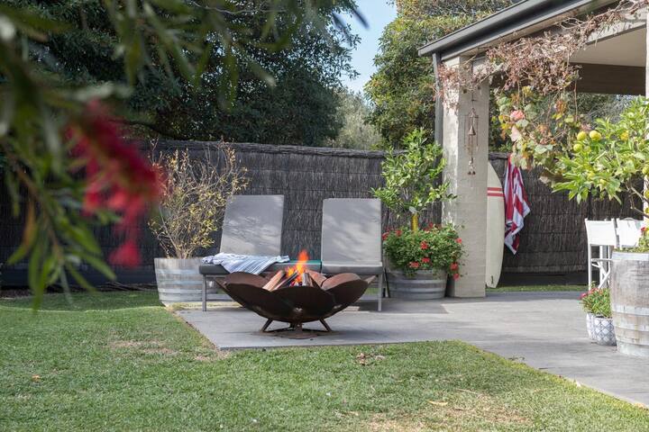 Blairgowrie Beach House · Family Getaway + Firepit gallery image 4