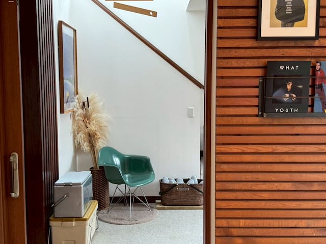 三軒茶屋/茶沢通り/お洒落な広々一軒家/最大8名/30畳LDK gallery image 4