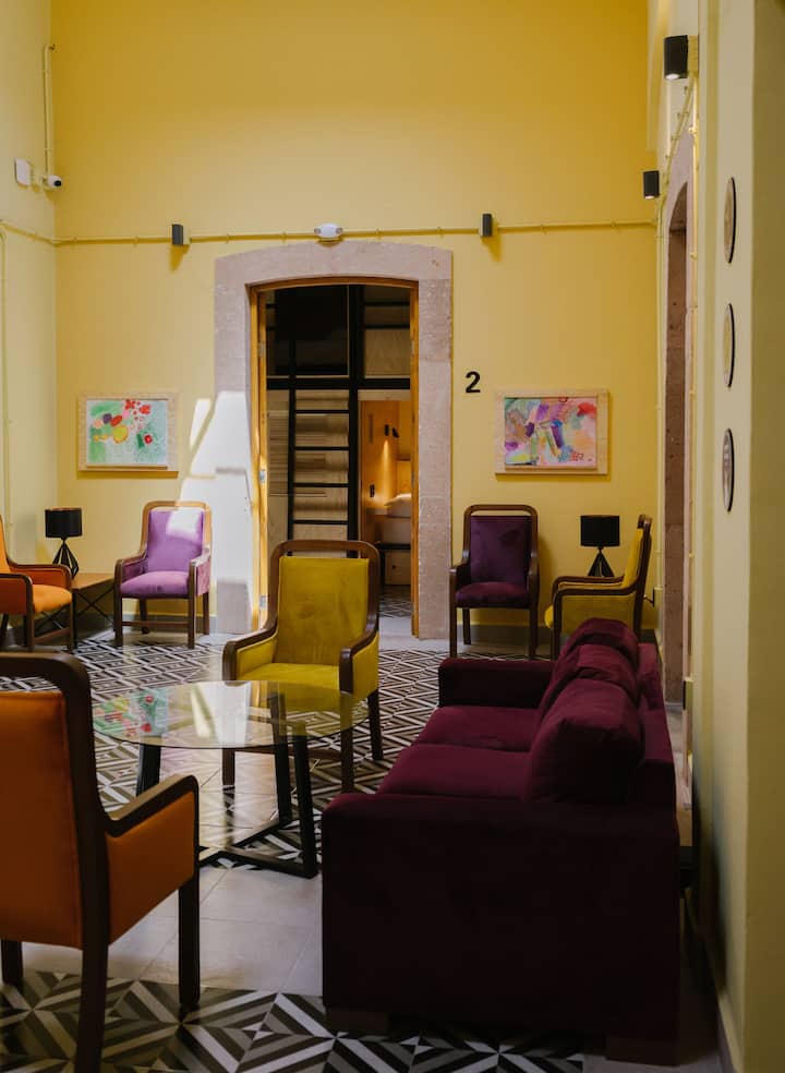 Habitación Doble Económica En Centro Hist De León - León