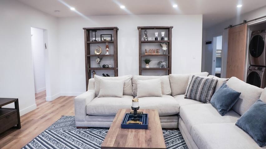 Home of Los Angeles gallery image 2