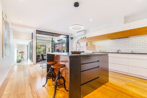 Modern Victorian Home - Brunswick East