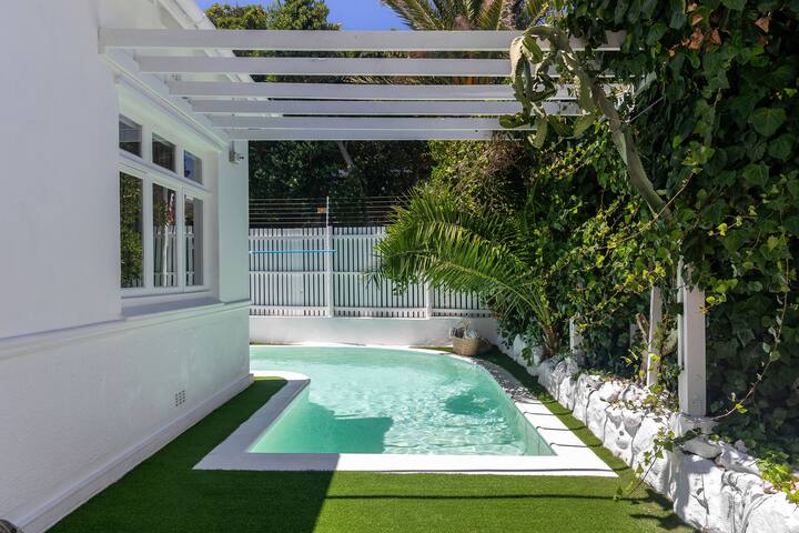 Coastal cottage – prime spot in Bakoven gallery image 2