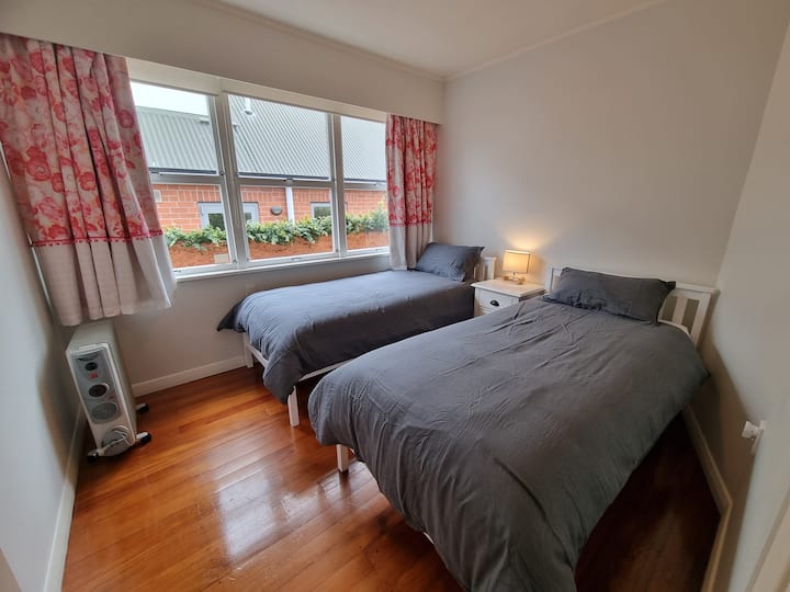 საძინებელი 3