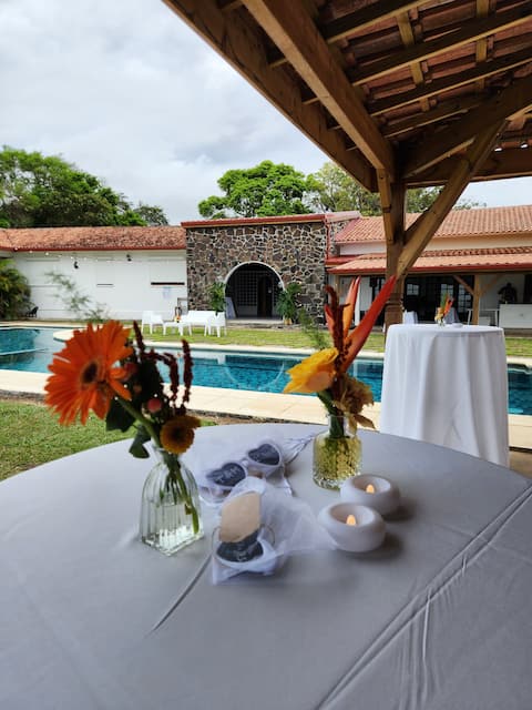 Hacienda El Rancho