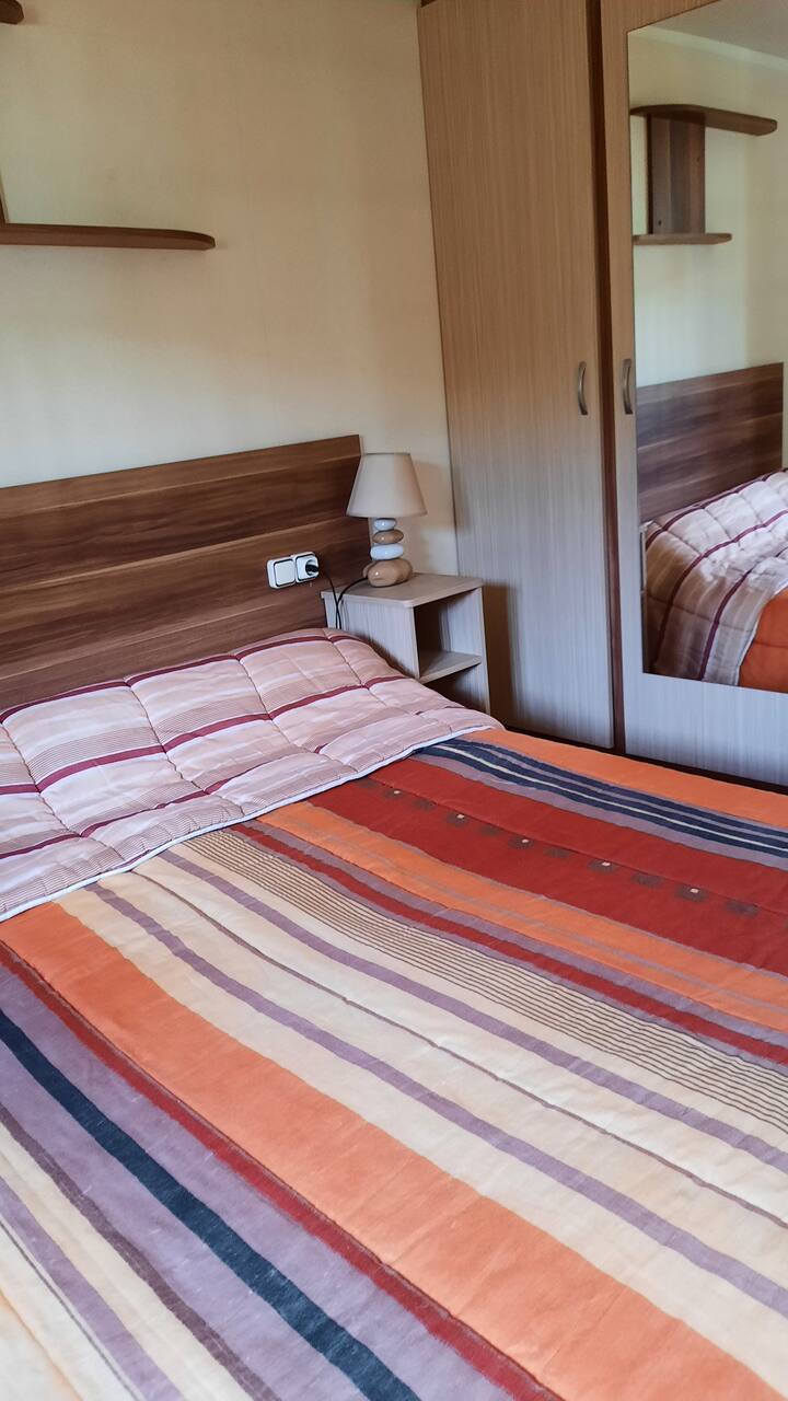 غرفة النوم 1