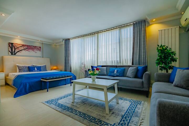 3 Bedroom Stylish Apt in Galataport gallery image 4