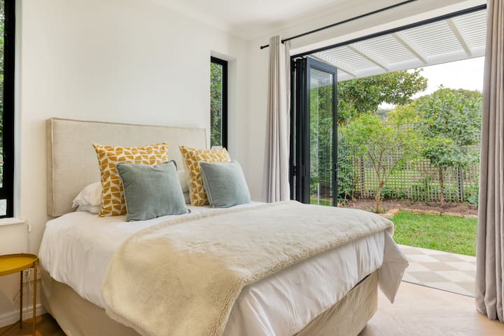 150-179 sm ölçülü çarpayısı olan yataq otağı 2