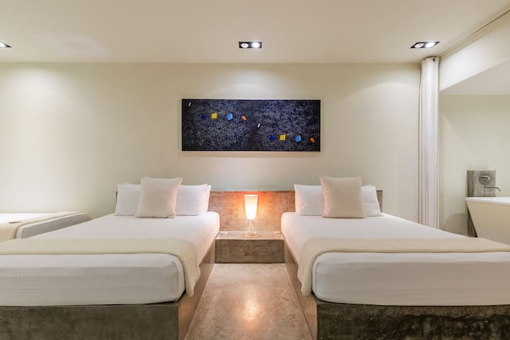 Second floor,suite concrete.