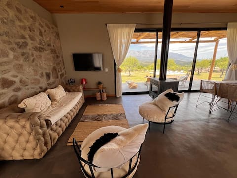 Airbnb con mejor rendimiento: Up there, Mountain House en Departamento San Alberto