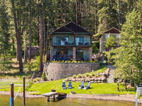 Windy Bay Hideaway on Lake Coeur d' Alene!