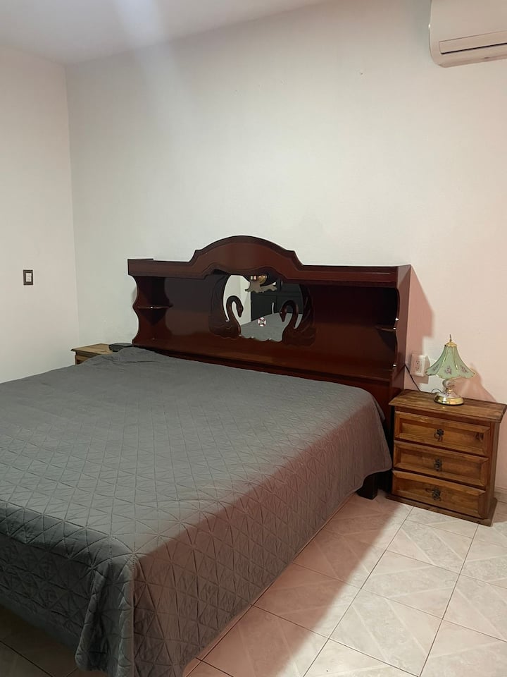 საძინებელი 1