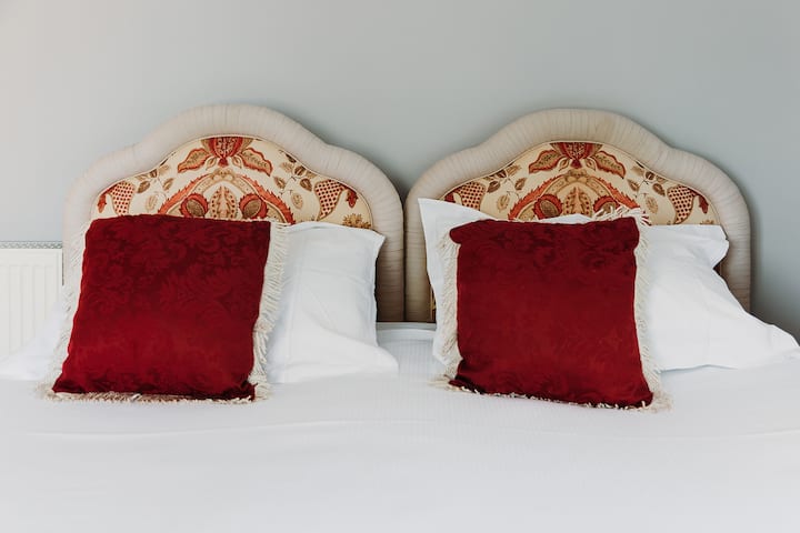 غرفة النوم 1