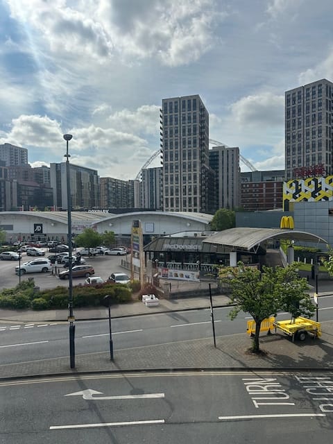 3 Bed-Maisonette Wembley stadium