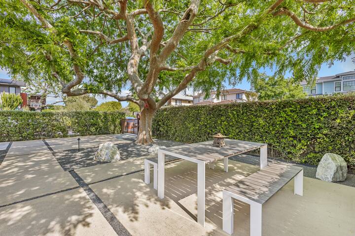 Single Family Home | Venice | EV Charger | Gated gallery image 3