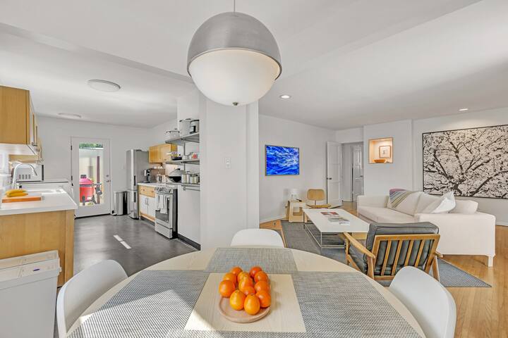 Single Family Home | Venice | EV Charger | Gated gallery image 2