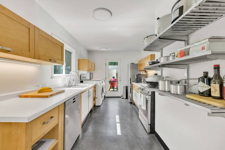 Single Family Home | Venice | EV Charger | Gated gallery image 4