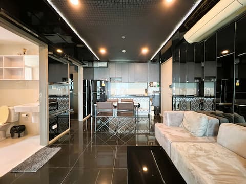 The Base, 2 Bedroom, Sea View, Private Internet