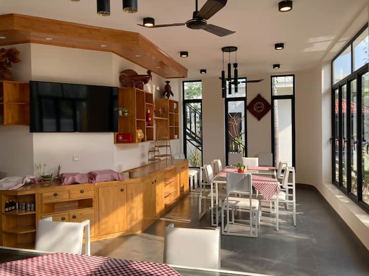 Spacious Family Bungalow Ensuite | Pool | Jacuzzi - Camboya