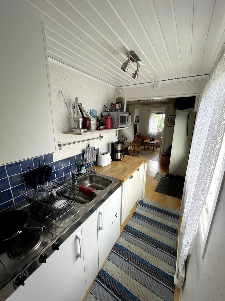 Fin Stuga I Lummig Trädgård - Öregrund