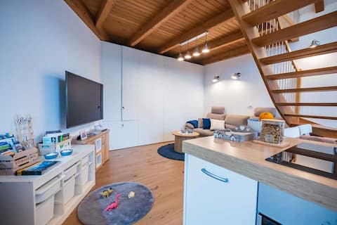 Popular Airbnb listing: Cozy House Claudia in Žirovnica