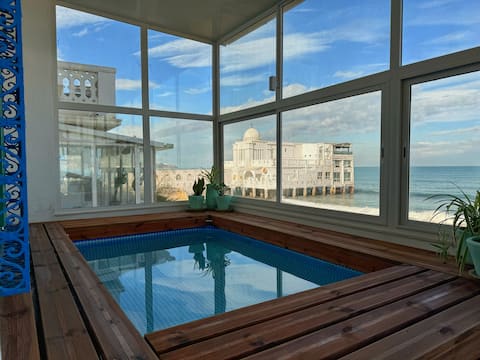 Charming waterfront house with swimming pool