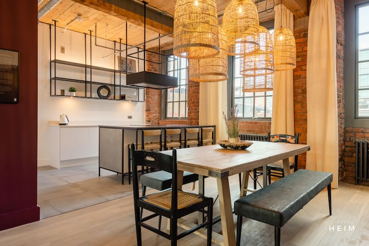 Africana | The Heim Residences