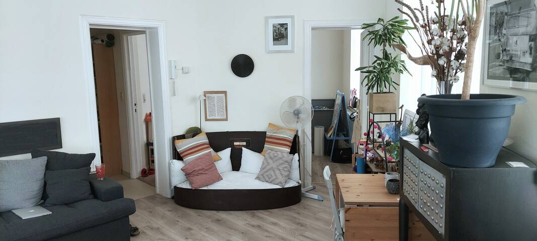 Easy and Cozy Place gallery image 2