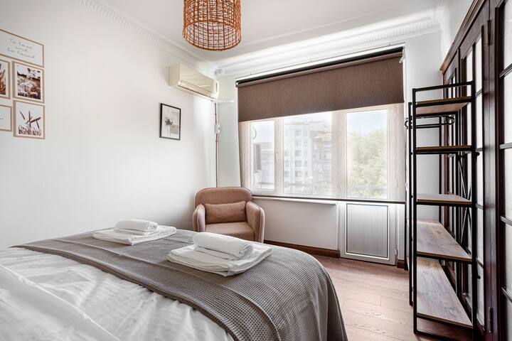 5BR/3BA AC/Elevator Laleli gallery image 5