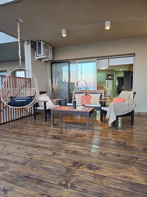 Successful Airbnb property: Unique apartment on the beach in Las Gaviotas