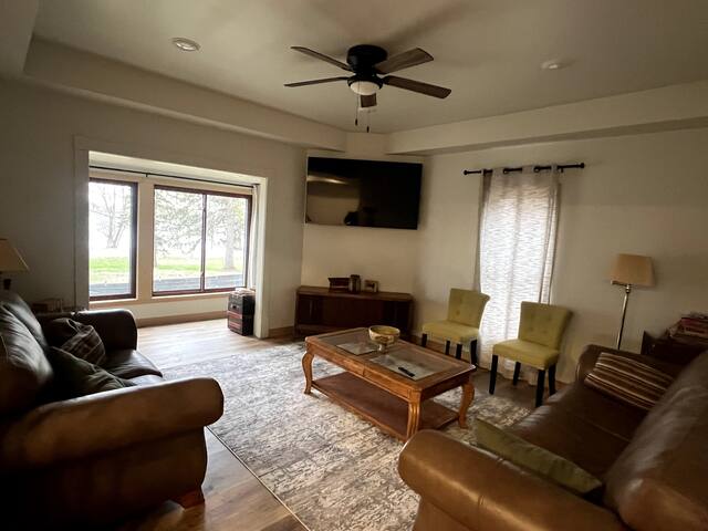 Chateau Volney gallery image 4