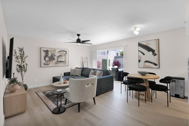 Elegant Condo Close To Old Town. - Scottsdale