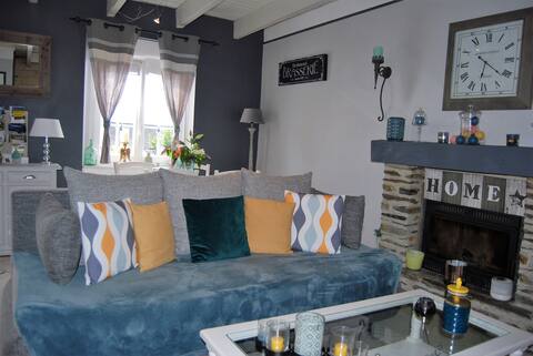 Beautiful house in britain center : Guerledan lake