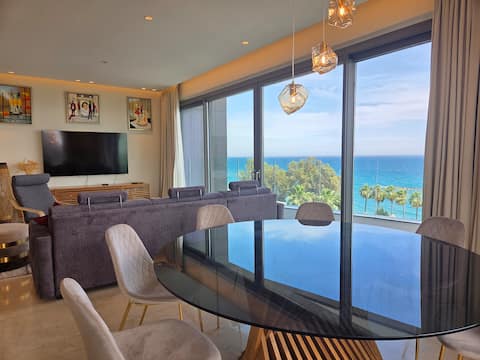 Luxury Seaview Escape | 3bd in Limassol Skyscraper