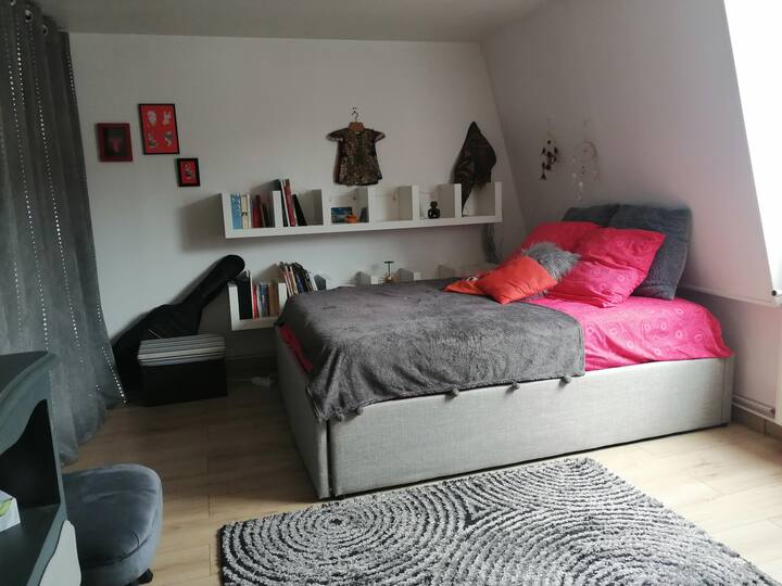 Quarto duplo no segundo andar.