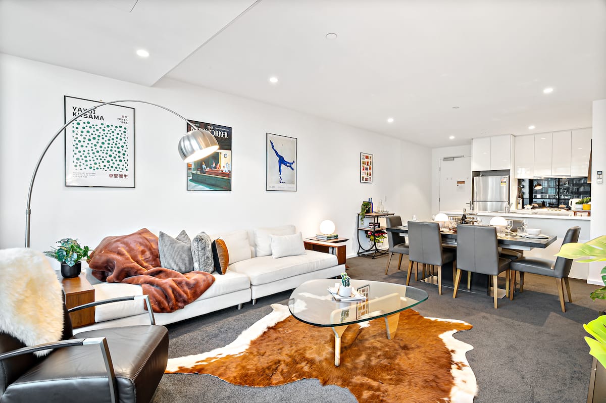 Living room image 3