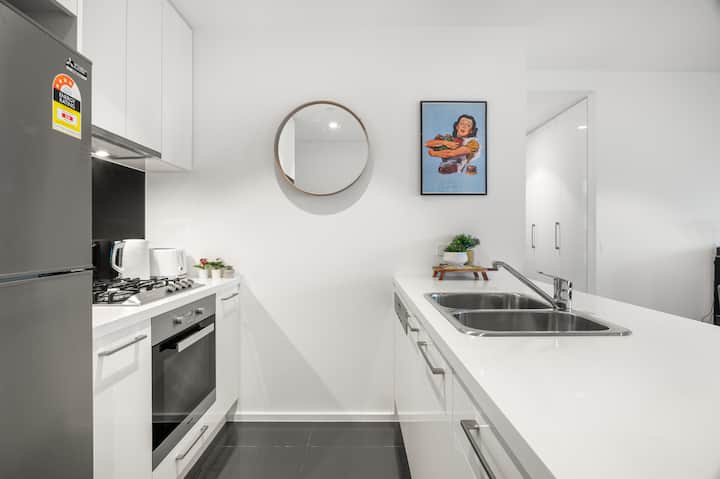 Kitchenette image 1