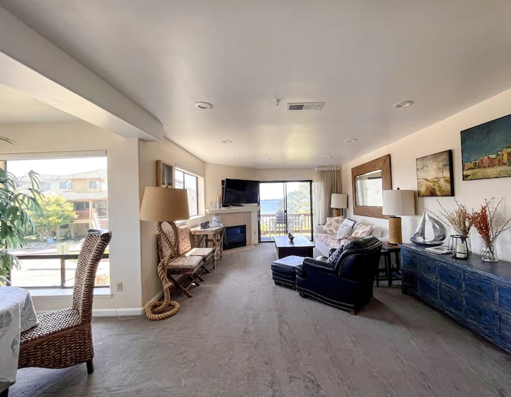 Corner Unit Condo At Seascape - Capitola, CA