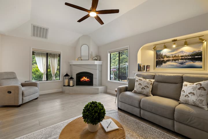 Constellation Acres | 5.4 Acre Home Near Yosemite - Groveland, CA