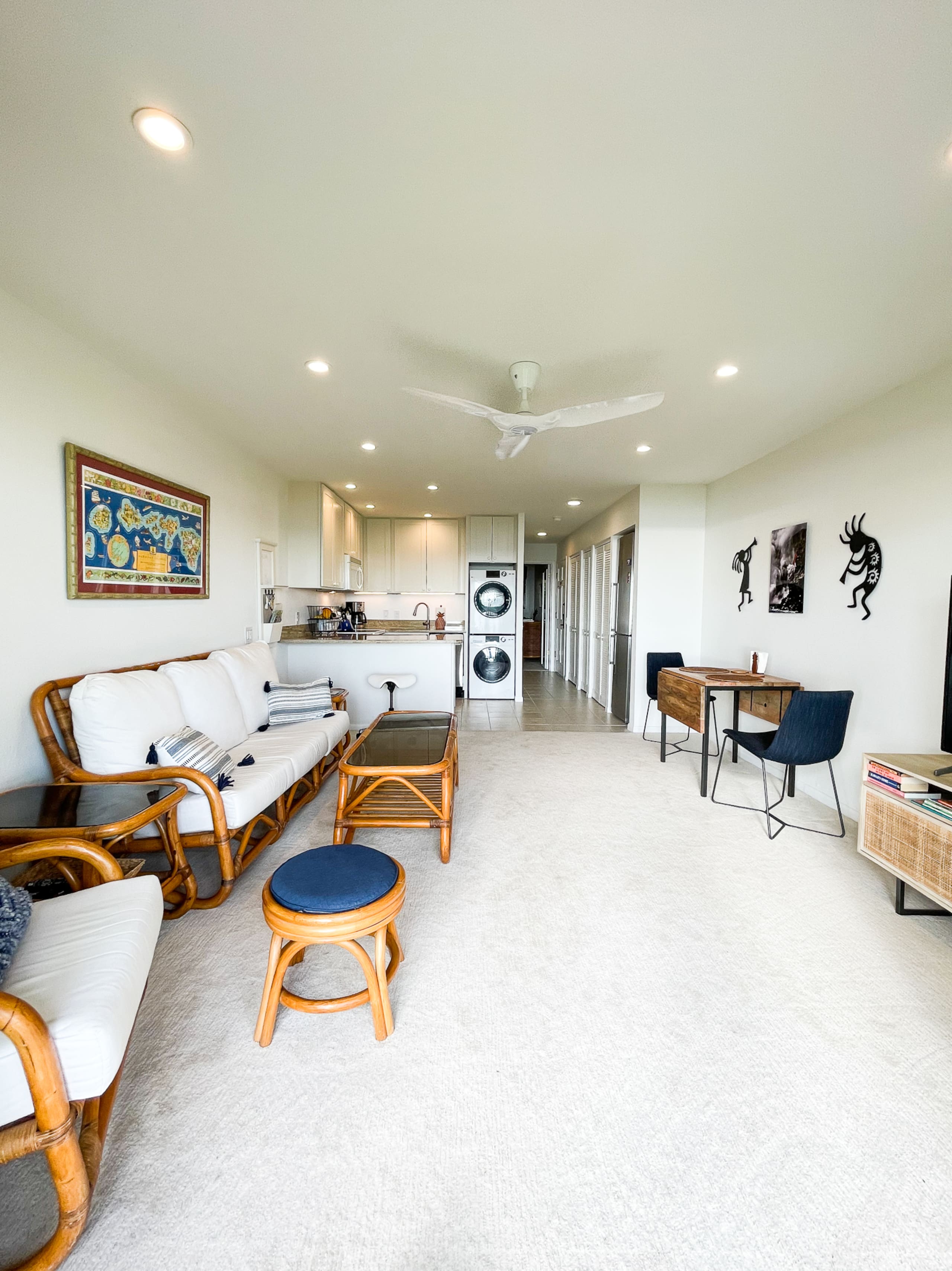Unique Oceanfront Condo with Gorgeous Views - Image 1