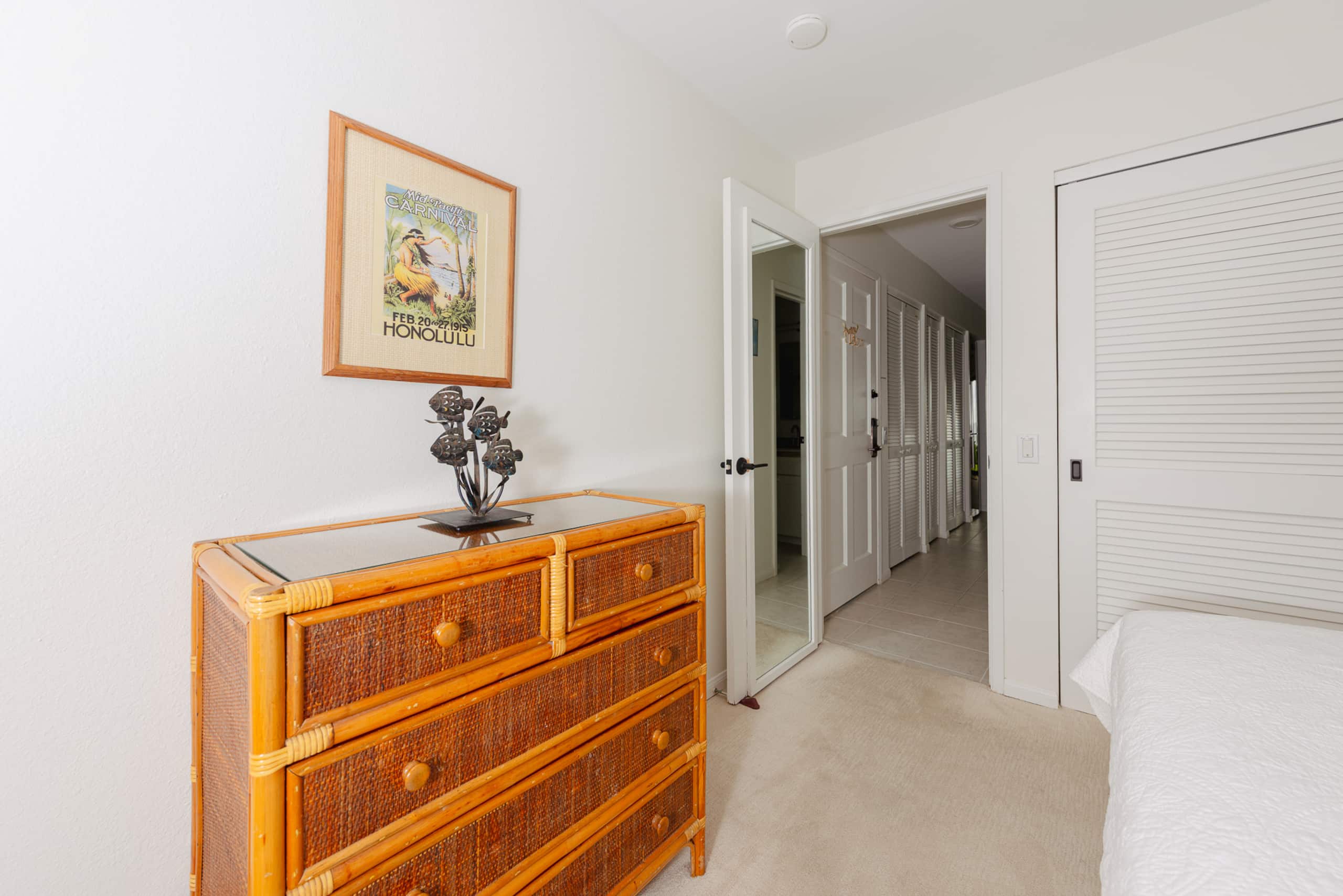 Unique Oceanfront Condo with Gorgeous Views - Image 6