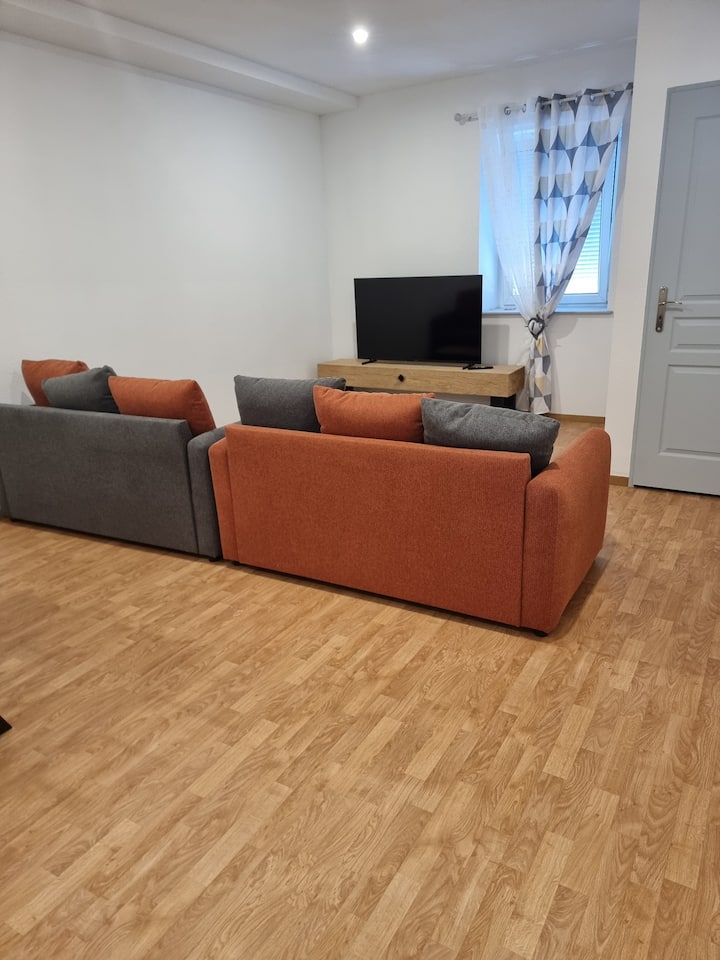 غرفة المعيشة 1