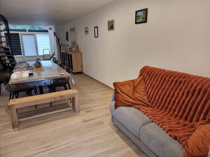 غرفة المعيشة 2