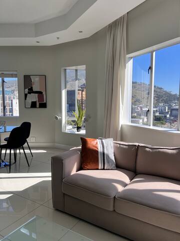 Stylish 2 Bedroom Apartment City Centre gallery image 5