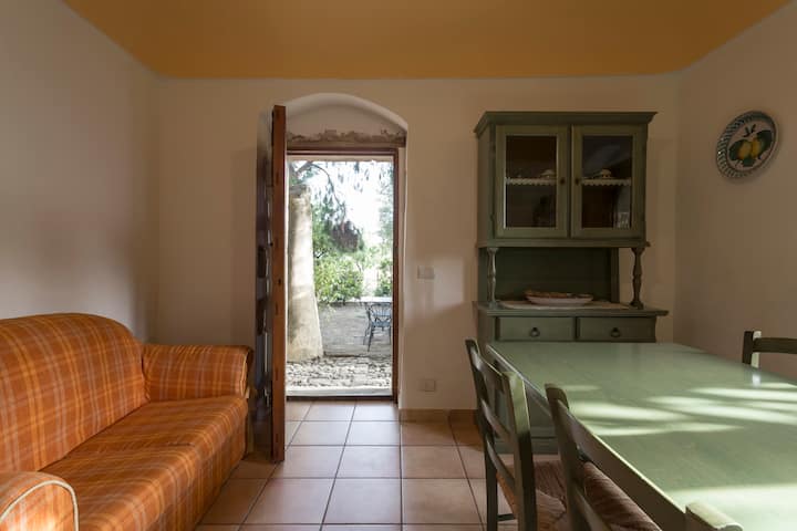 House Of Tutus In Farmhouse Villa Zottopera - Comiso