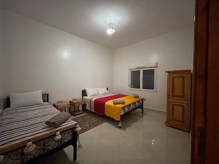 غرفة النوم 2