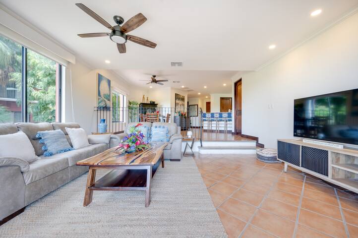 3-Bedroom Condo Golf Views B9203